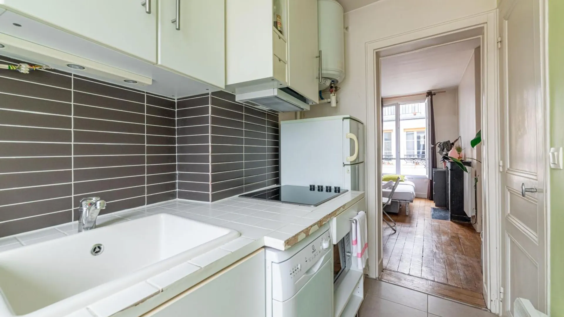 アパート Pied-A-Terre Near Bastille & Voltaire Paris 11Th フランス