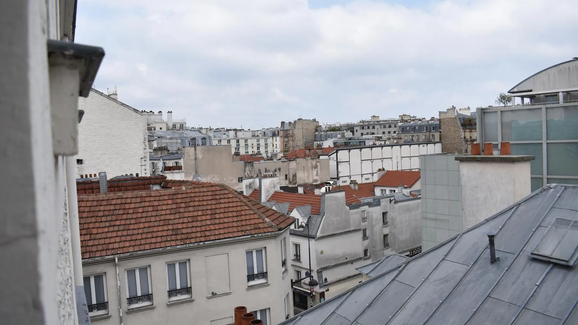 Pied-A-Terre Near Bastille & Voltaire Paris 11Th